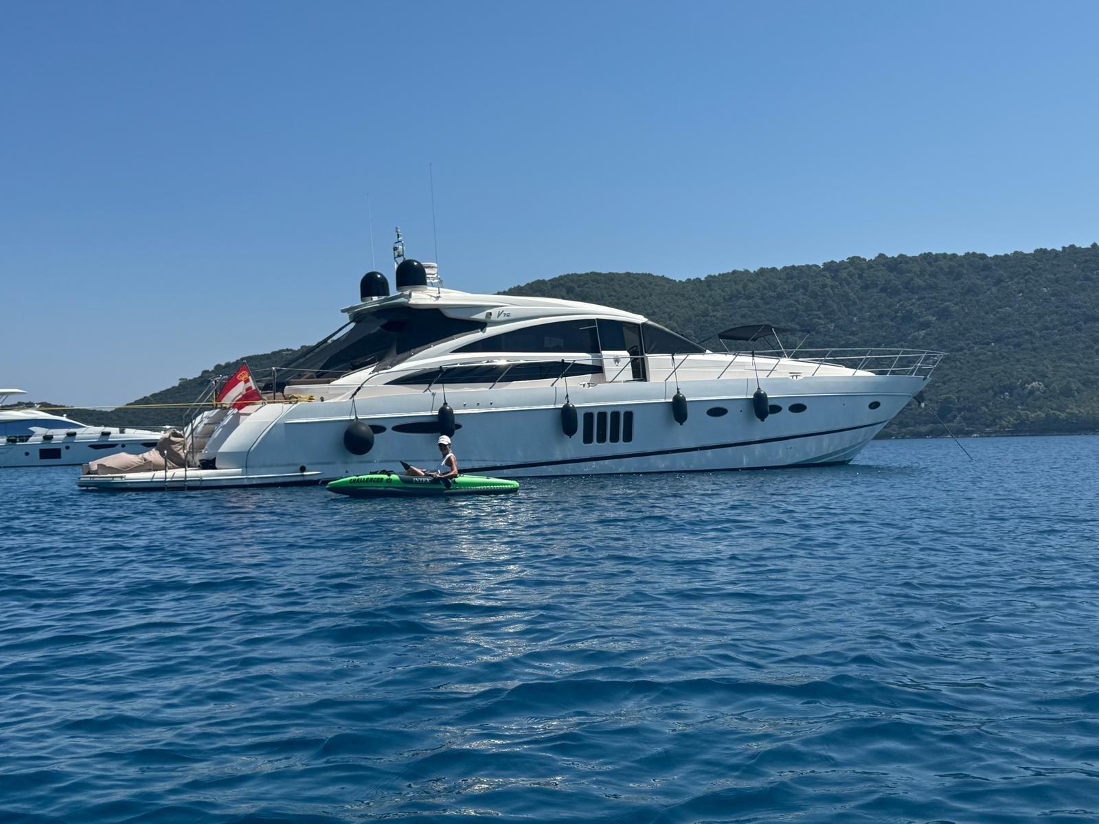 princess yachts V70