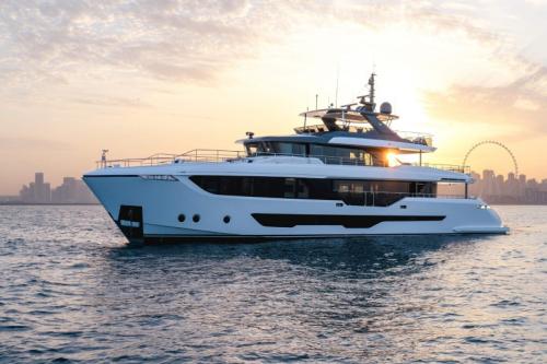 Gulf craft majesty 112