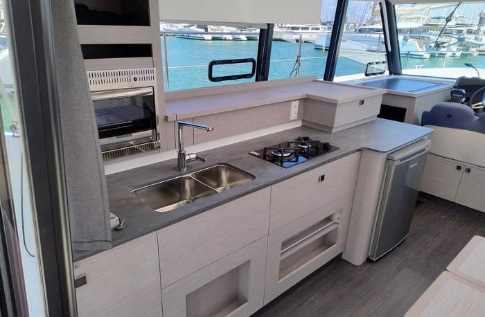 fountaine pajot My4.S