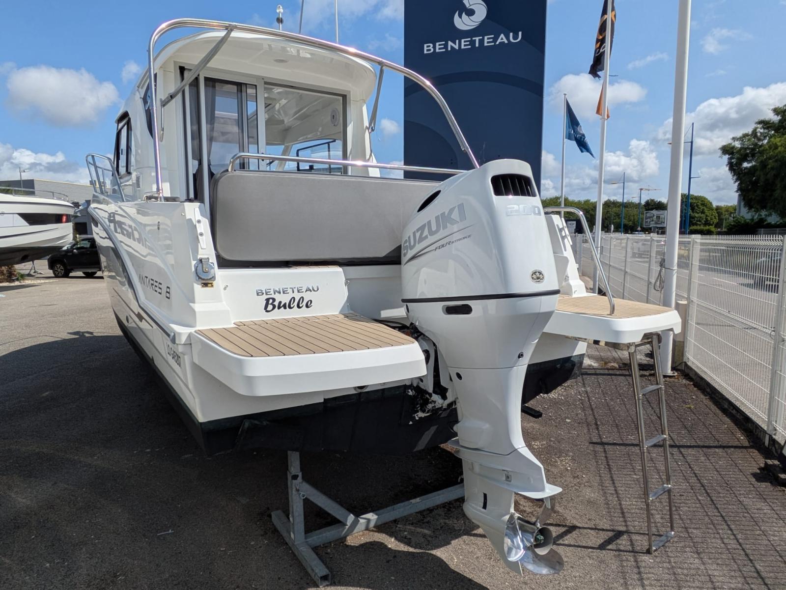 beneteau Antares 8 ob