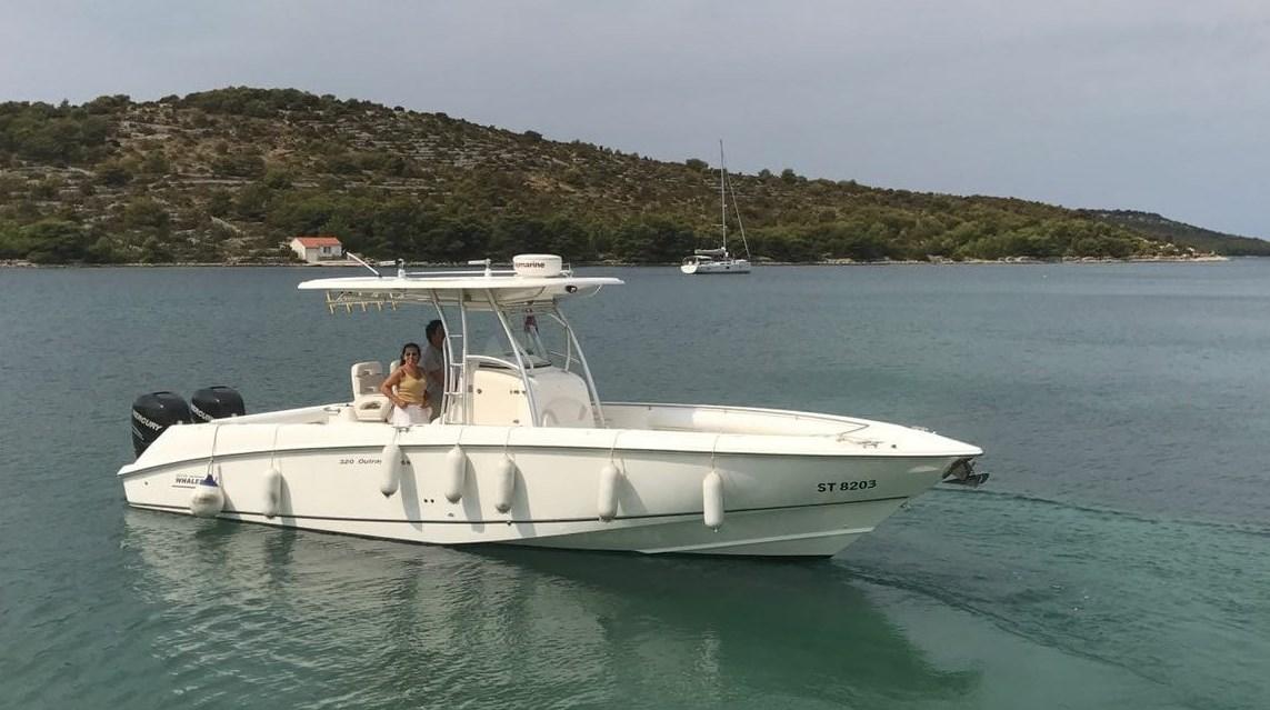 boston whaler Outrage 320
