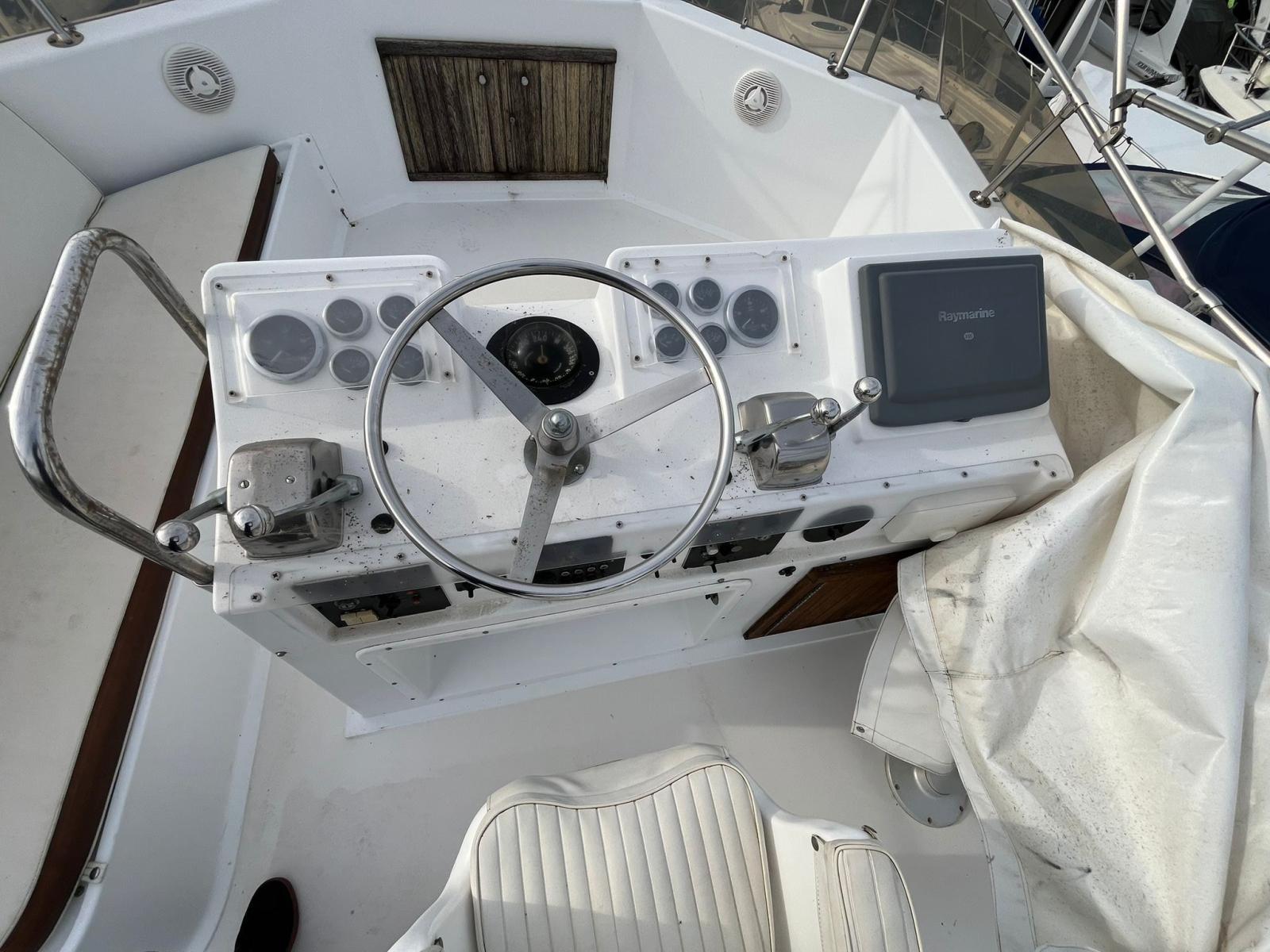 hatteras Hatteras 43