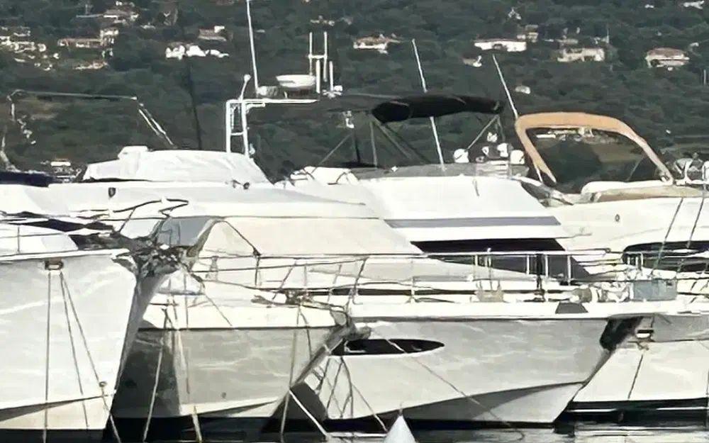 astondoa Astondoa 44 fly