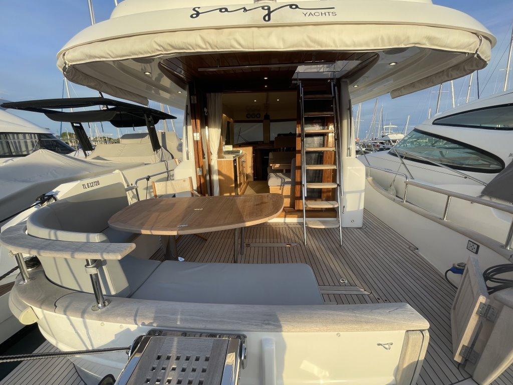 sasga yachts 42 fly
