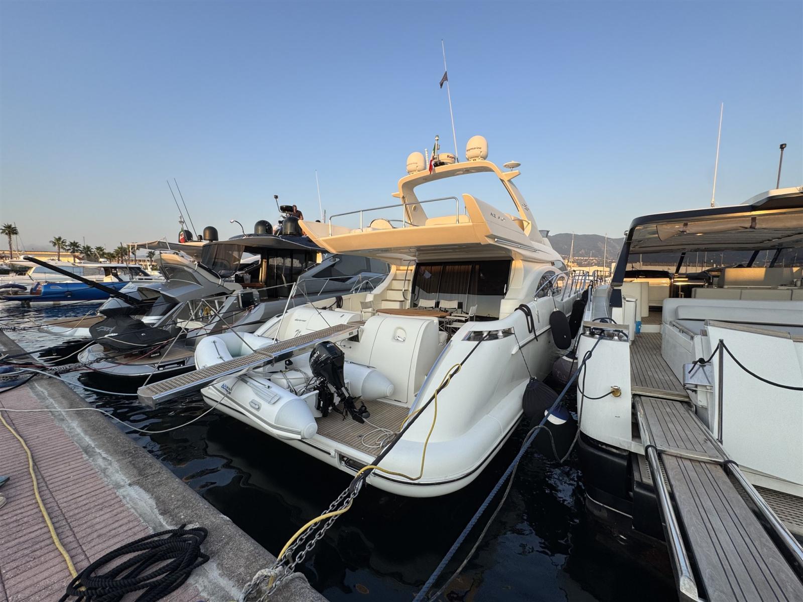 azimut 62e