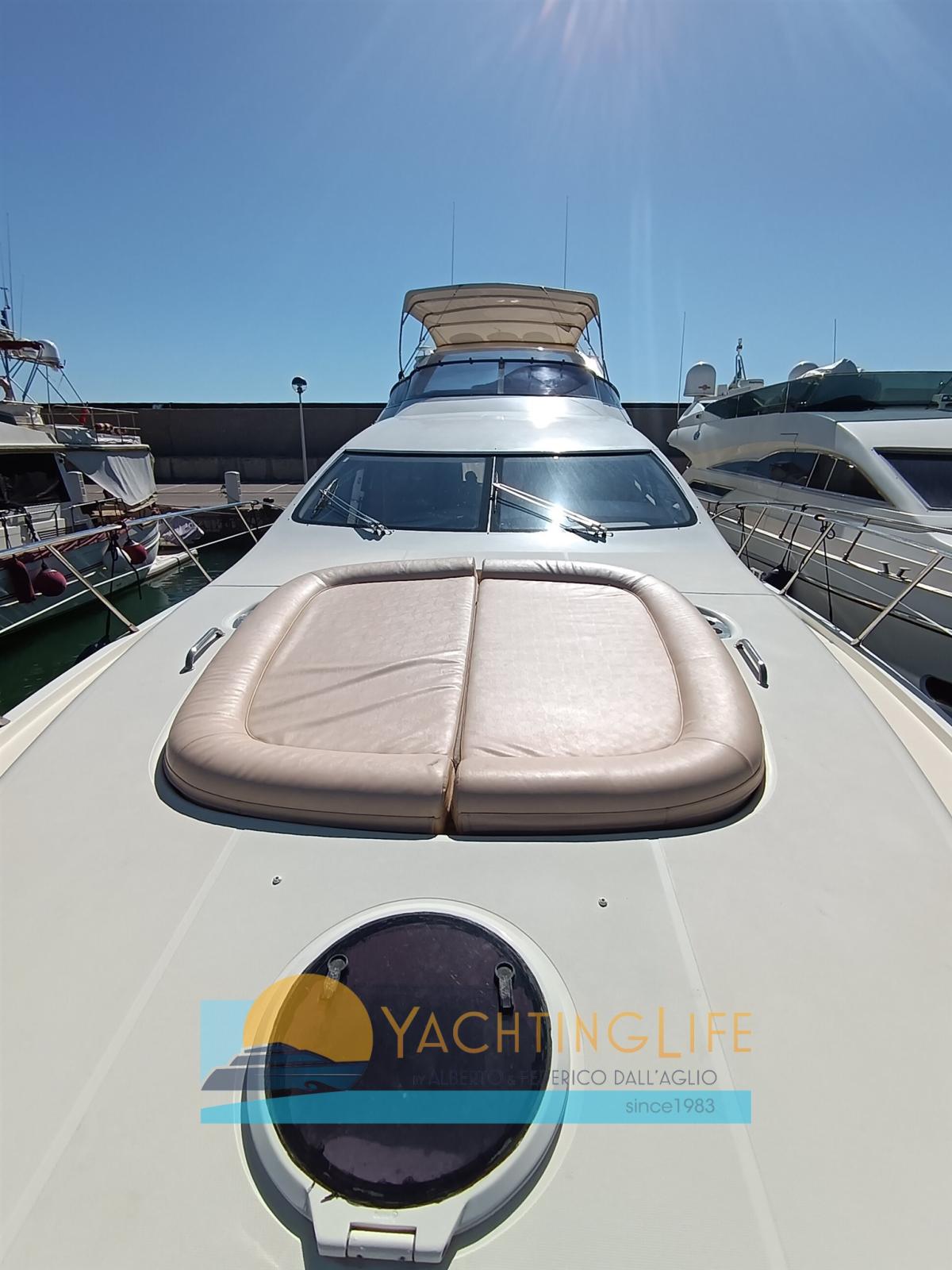 azimut 68 flybridge evo