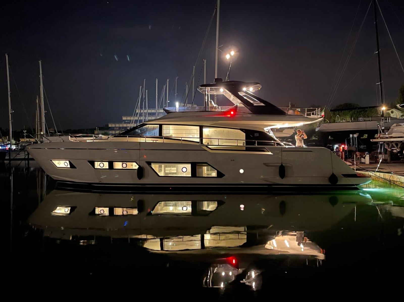 ferretti yachts 670