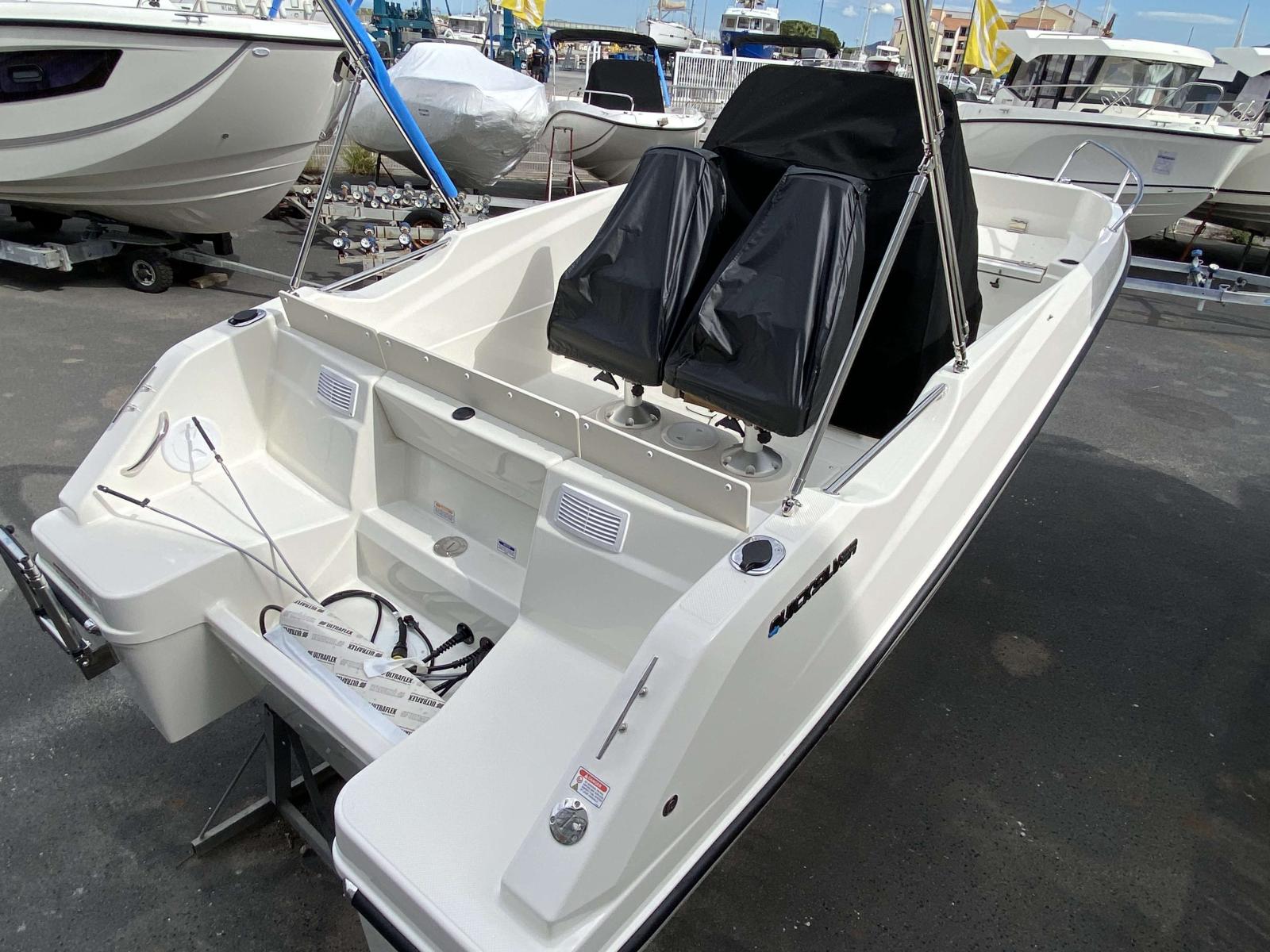 quicksilver 555 open smart edition housses pret a partir