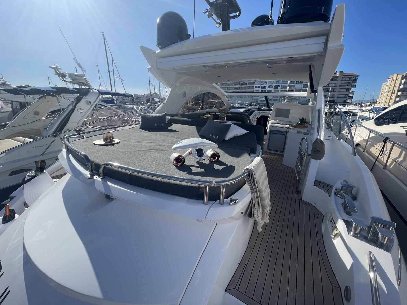 sunseeker Predator 54