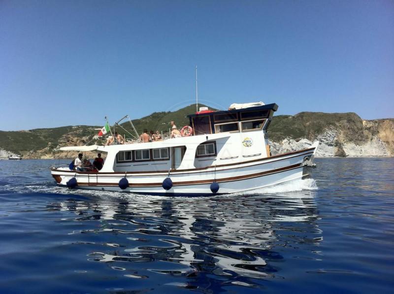 benetti sail division Rimorchiatore