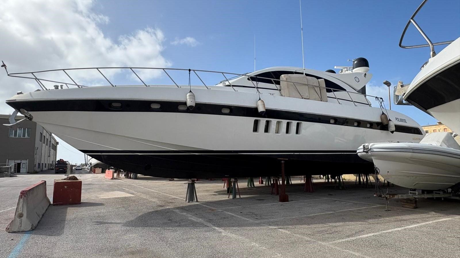 overmarine Mangusta 72 open