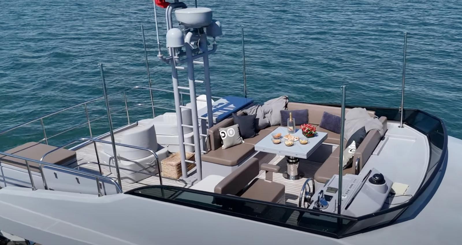 sundeck yachts 550