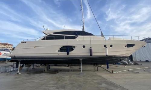 Cayman yacht 62 ht