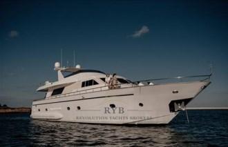 versilcraft Falcon 82 s