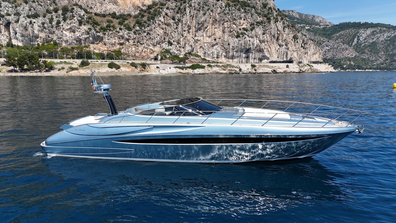 riva Rivale 52