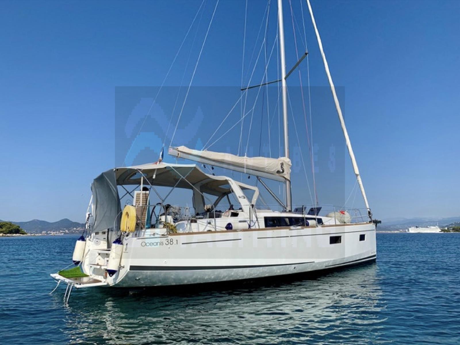beneteau Oceanis 38.1