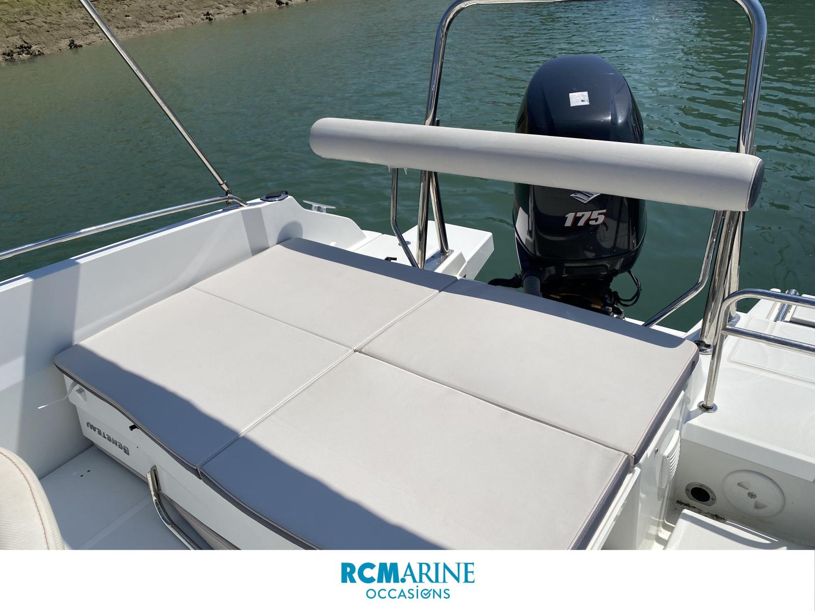 beneteau Flyer 6.6 spacedeck