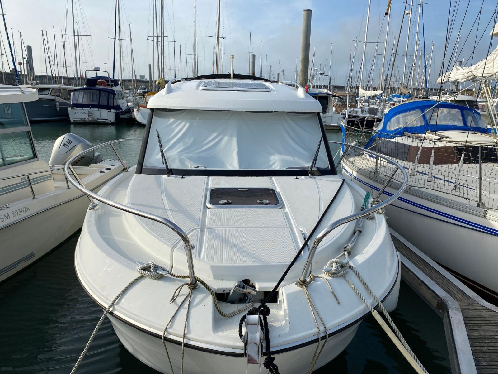 beneteau Antares 7 ob