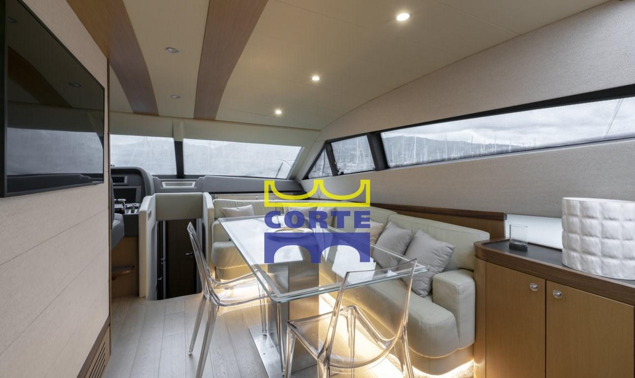 ferretti yachts 681