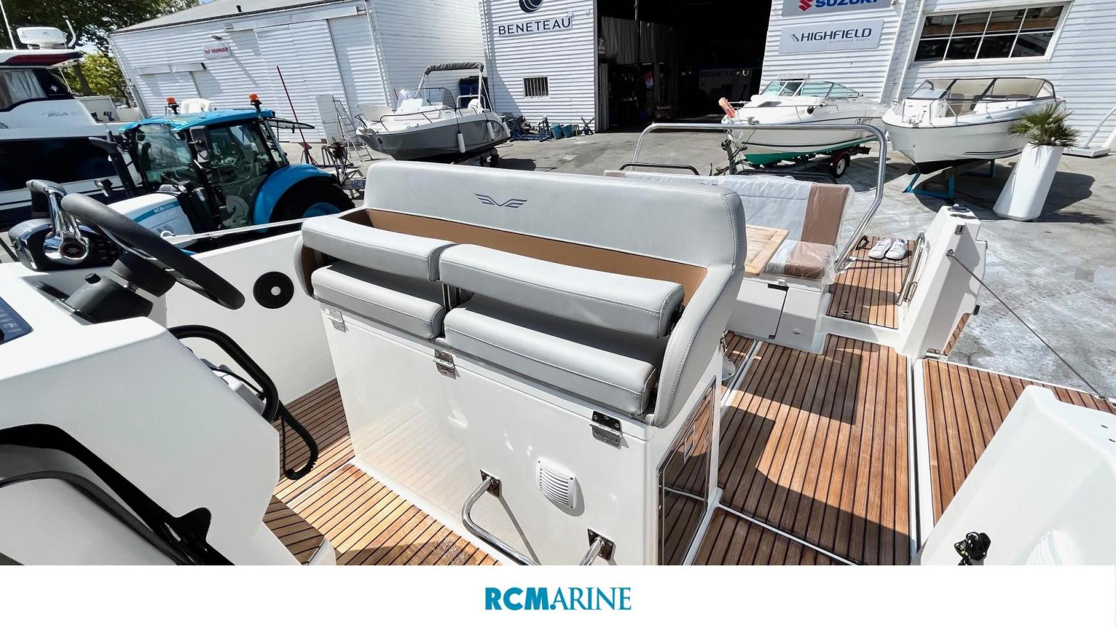 beneteau Flyer 9 spacedeck