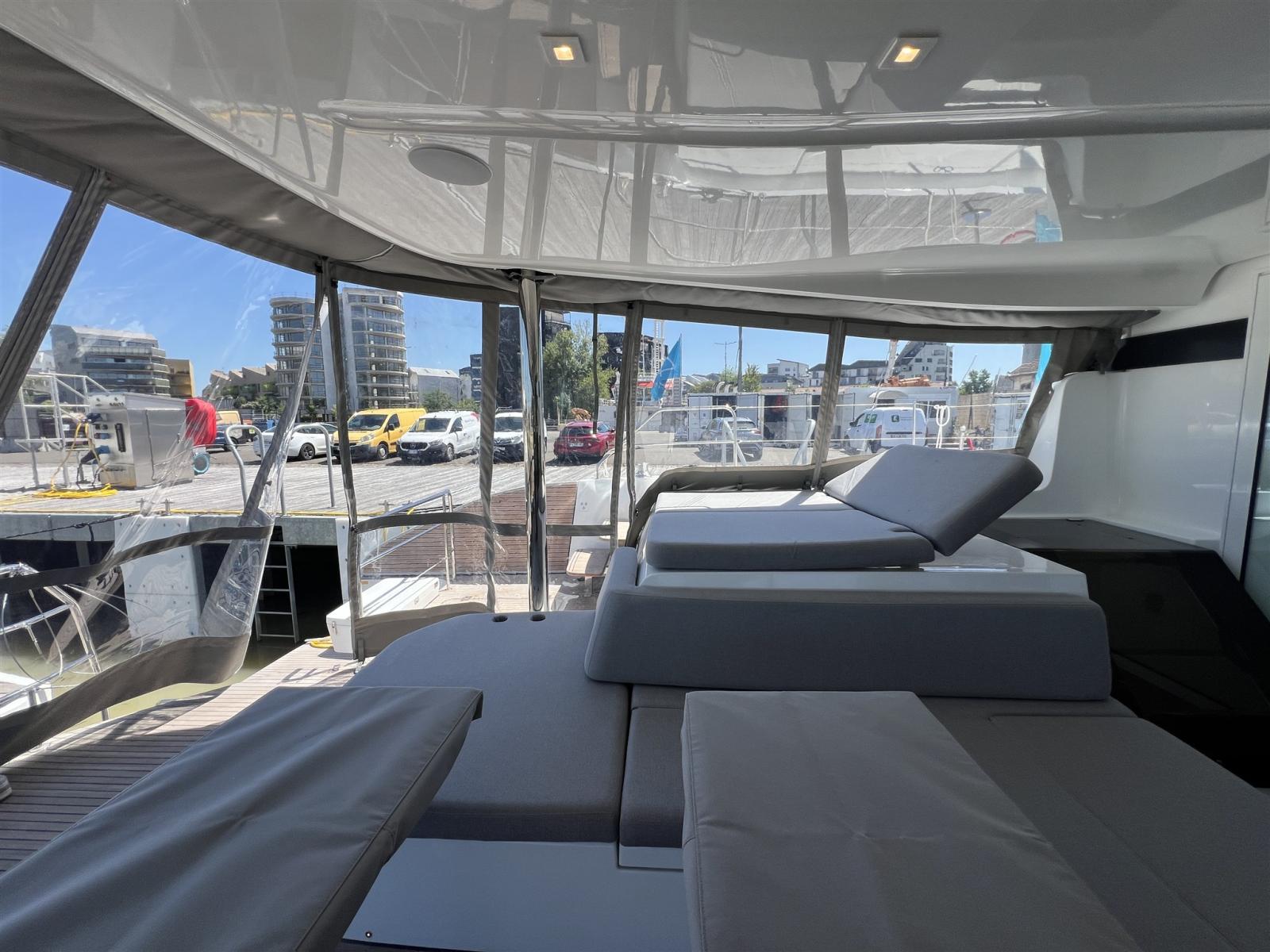 lagoon 60