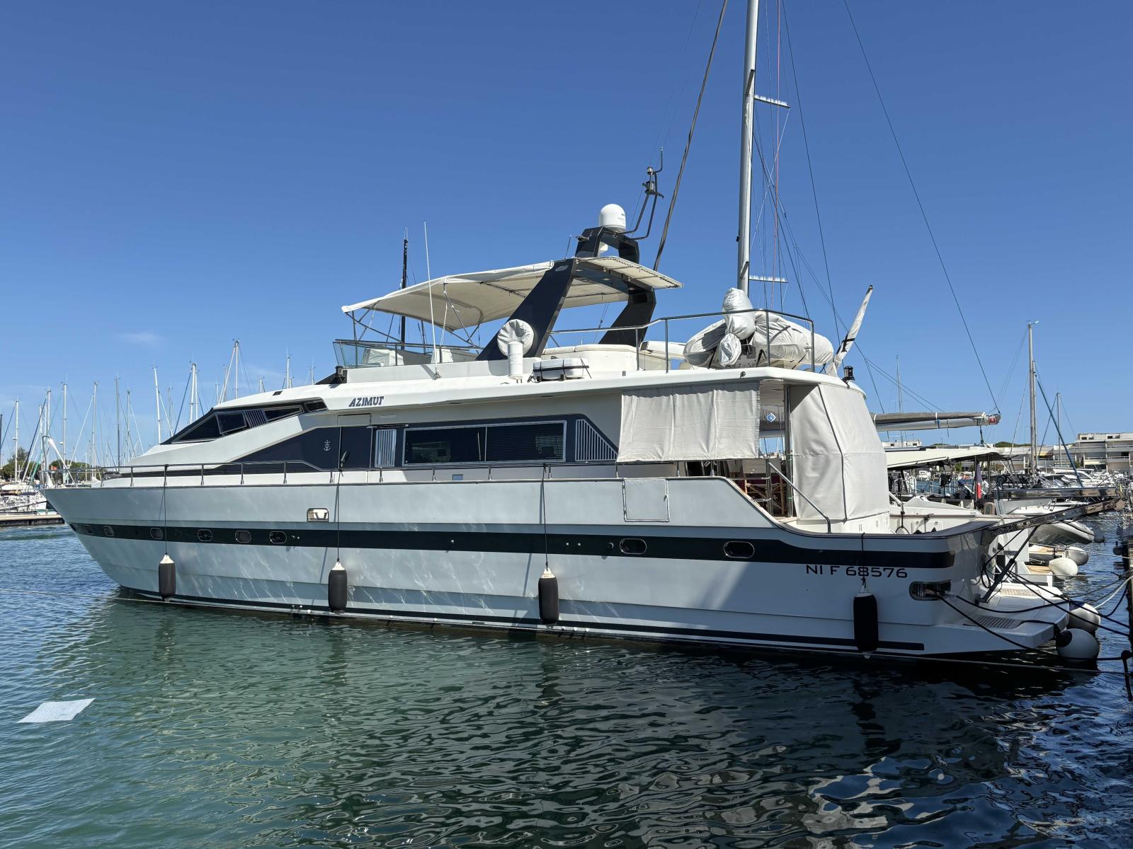 azimut 76