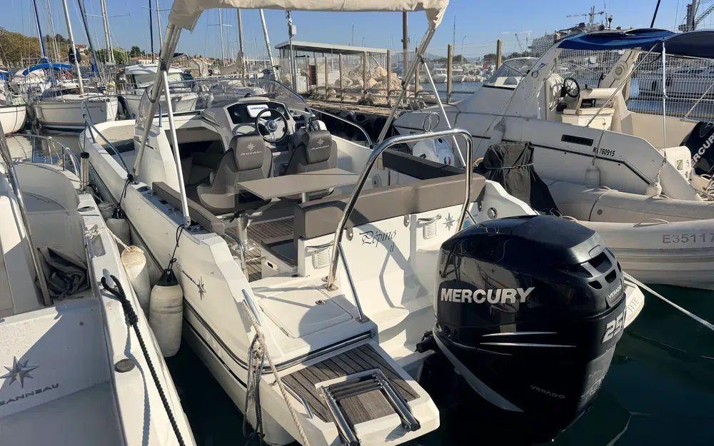 jeanneau Cap camarat 7.5 wa s2