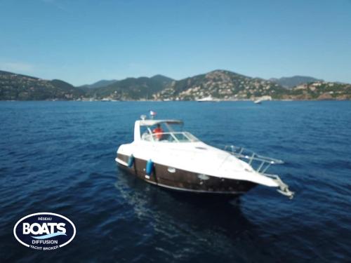 Chris craft chris craft crowne 272 cc