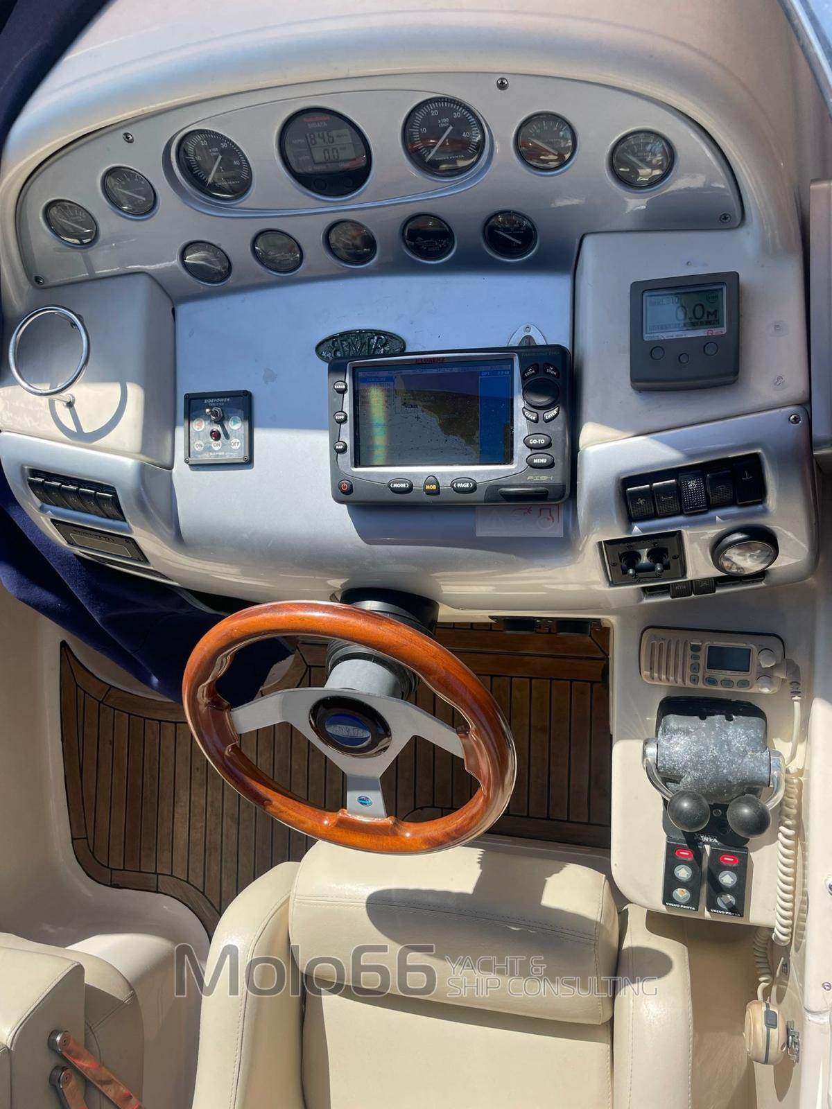 bavaria yachts 300 sport diesel