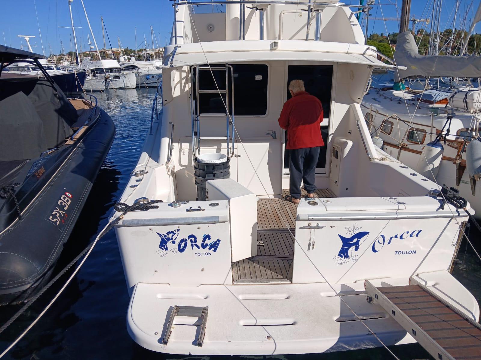 riviera 33 fly