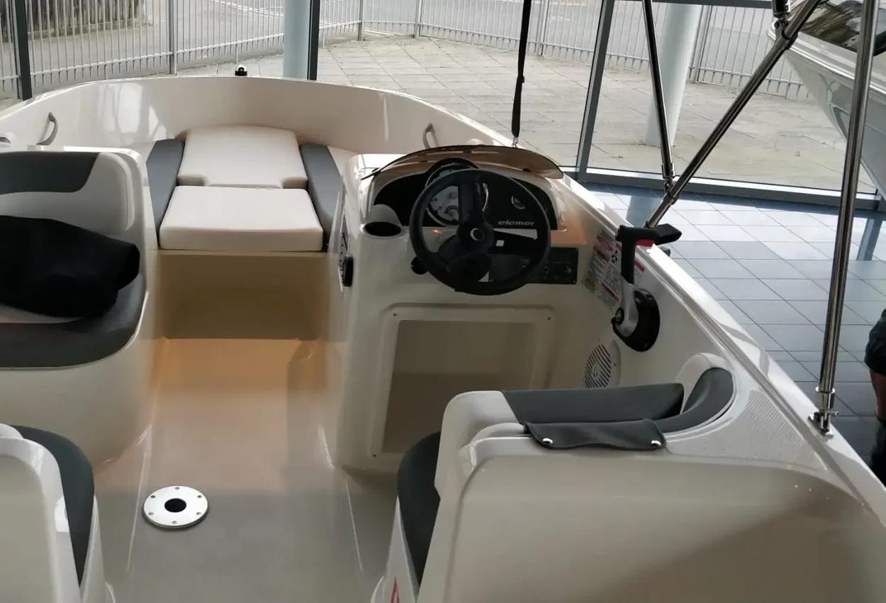 bayliner Element e16