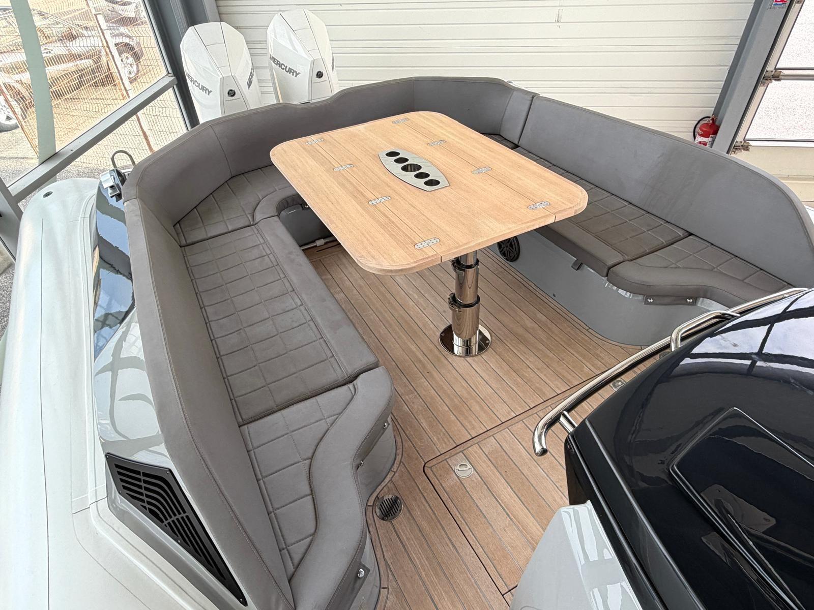 sacs Strider 11 open back