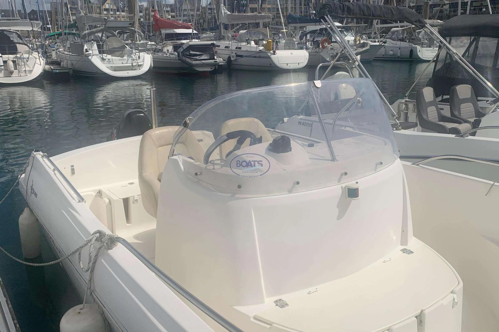 jeanneau Cap camarat 635 cc style