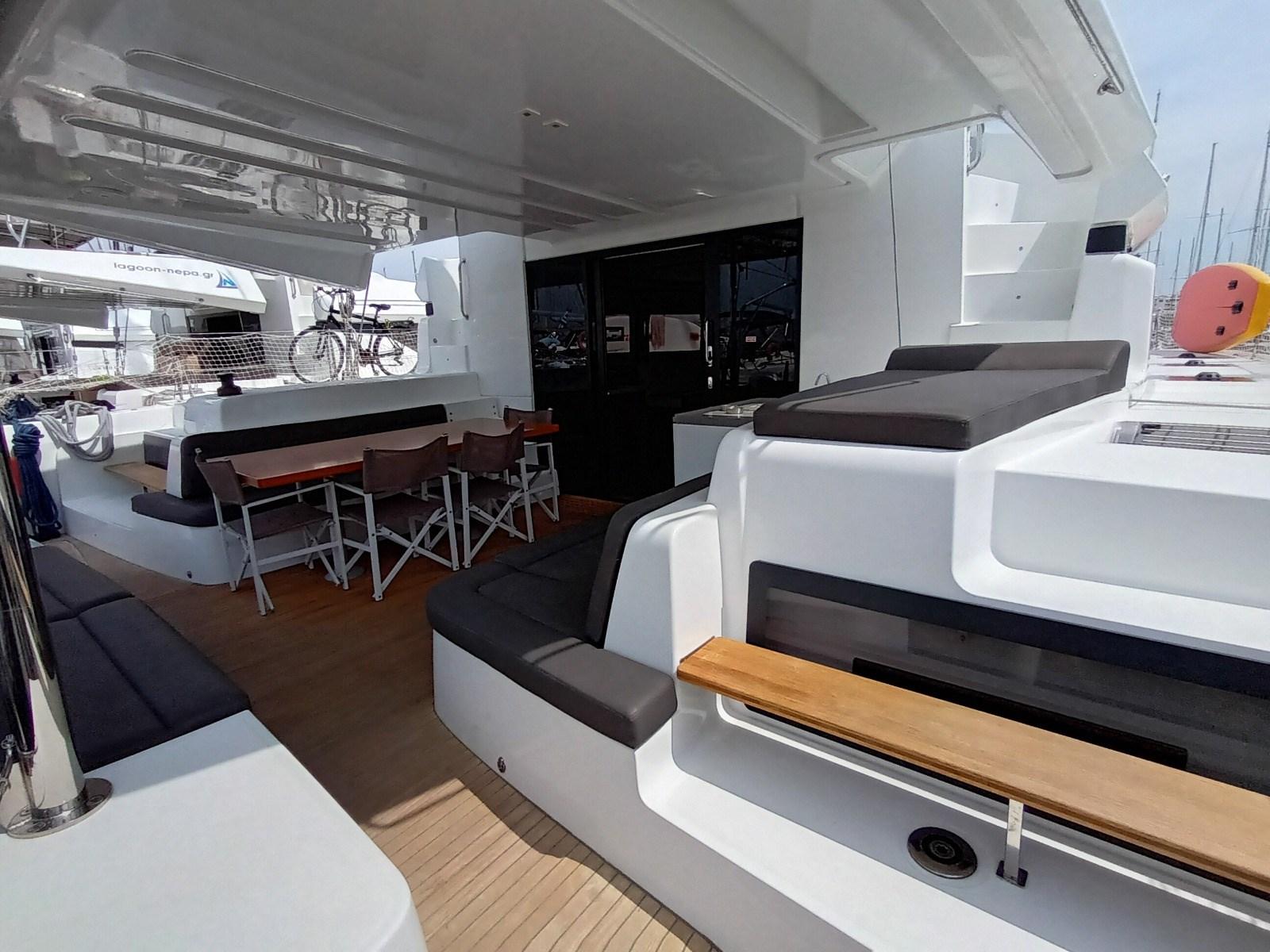 lagoon 50