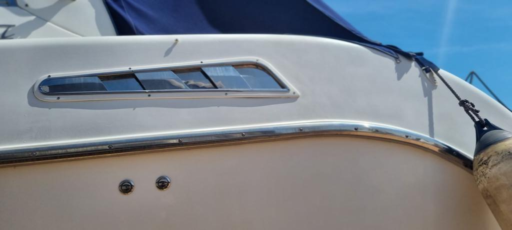 man&ograve; marine Mano' 32 sport