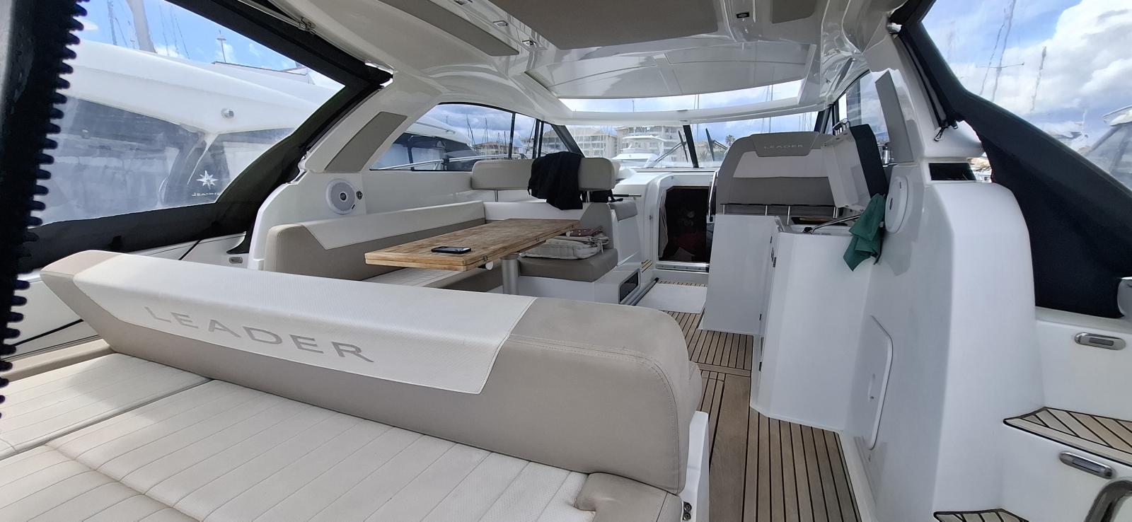 jeanneau Leader 40 hard top