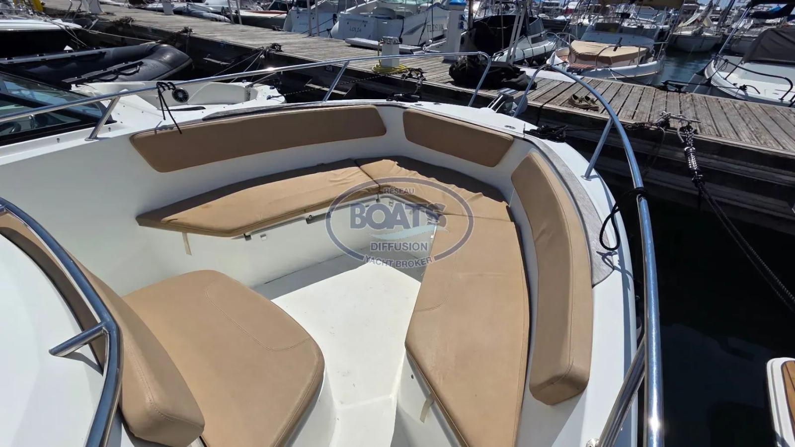 jeanneau Cap camarat 7.5 cc