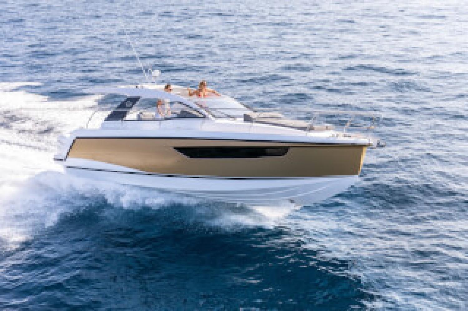 sealine S335v