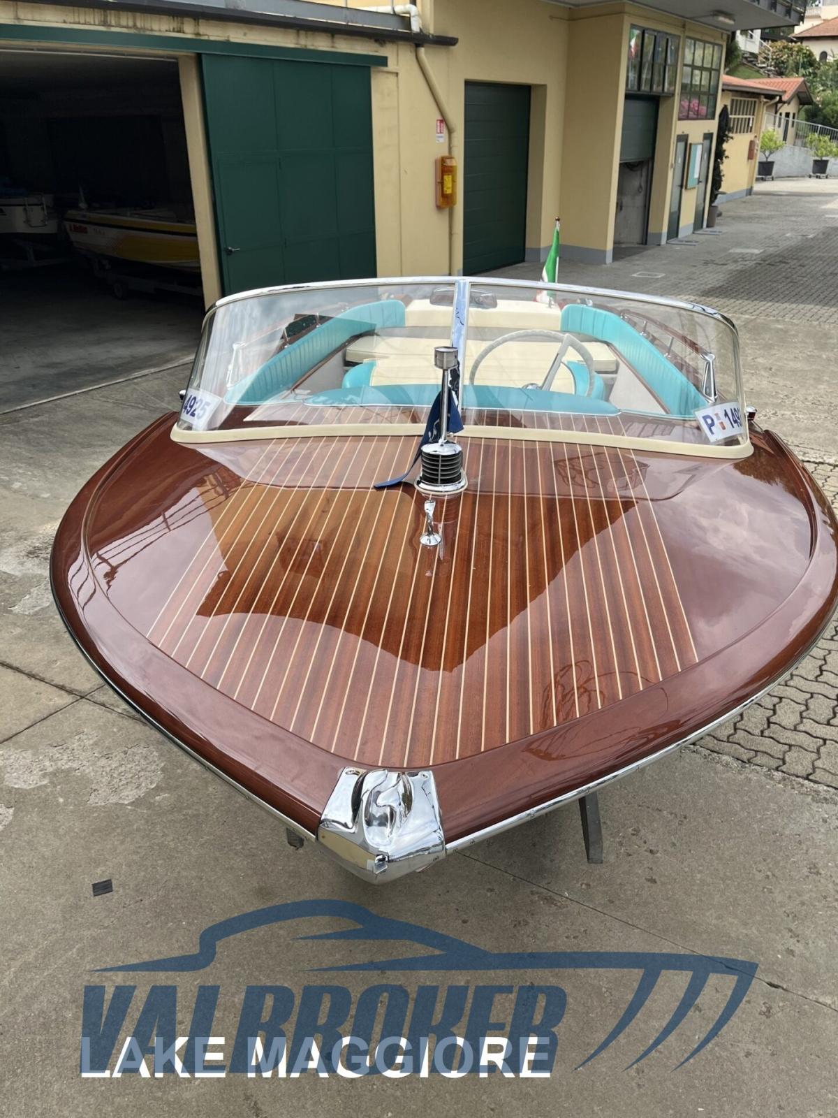 riva Junior