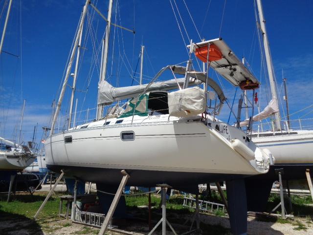 beneteau Oceanis 351