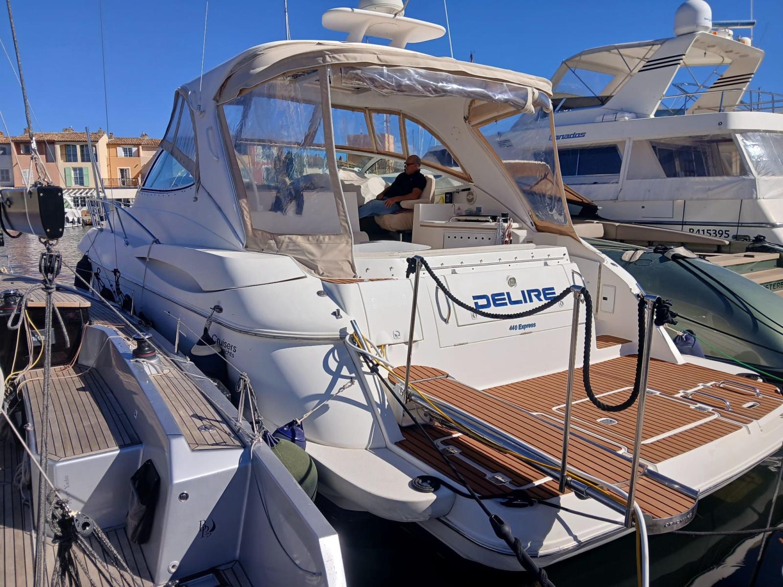 cruisers yachts 440 4370