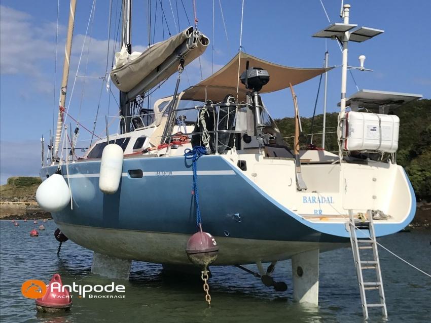 universal yachting Universal yachting 40