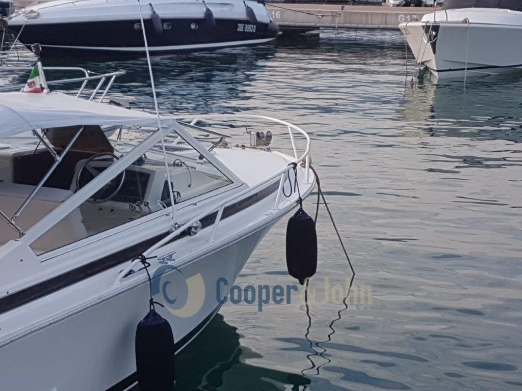 bertram yacht 28' moppie