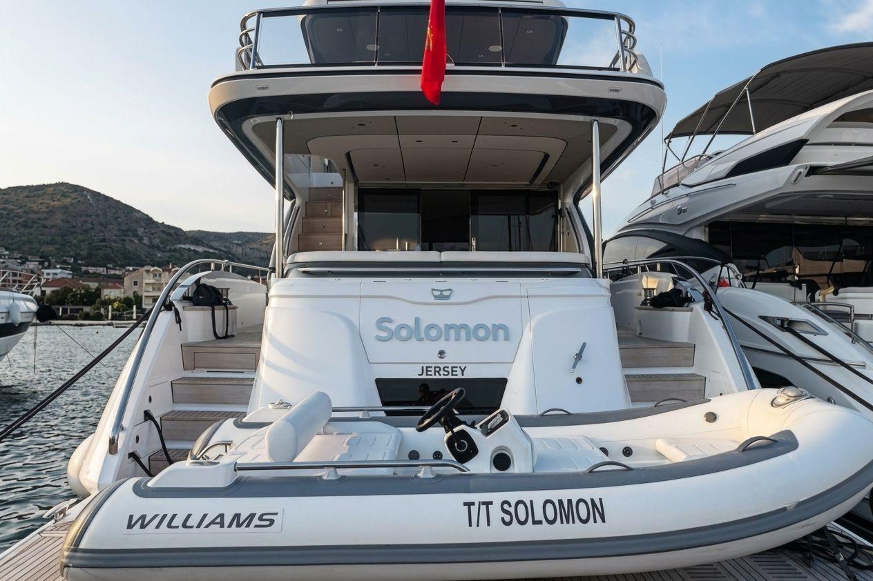 princess yachts Y72