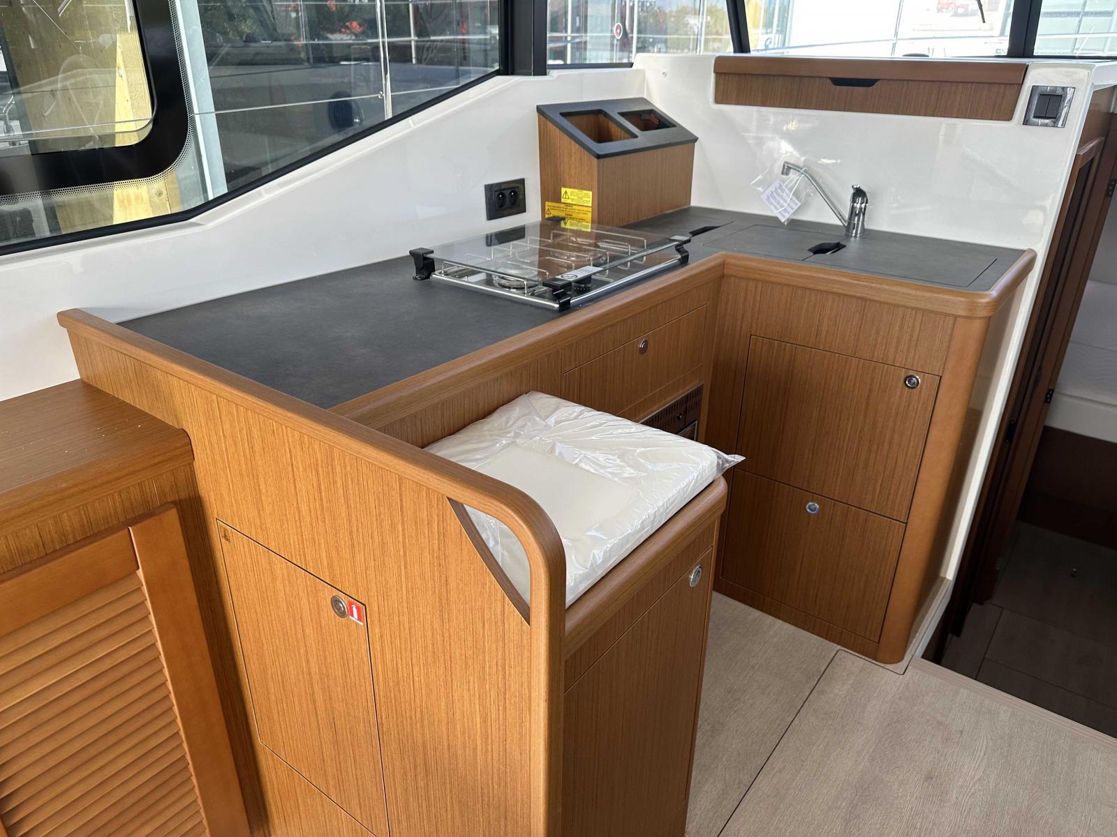 beneteau Swift trawler 35