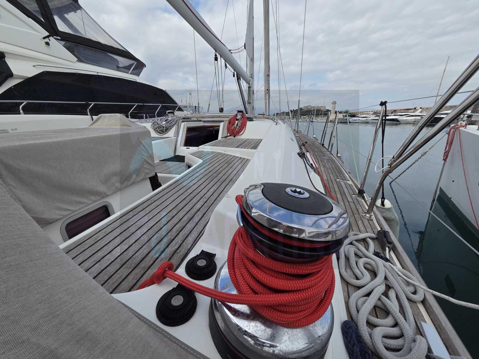 jeanneau 53