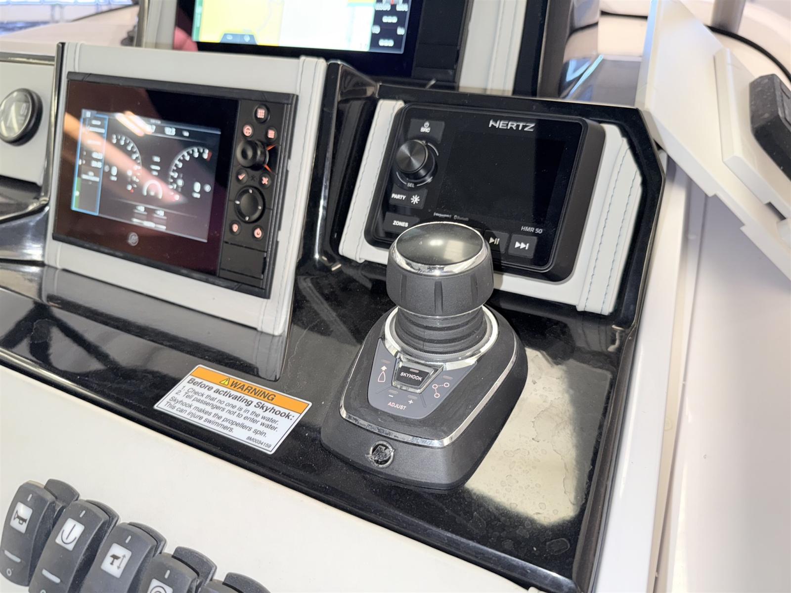 ranieri international Next 330 lx