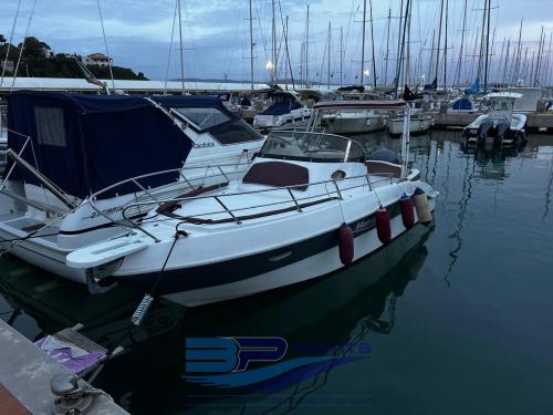 Marinello 26 cabin