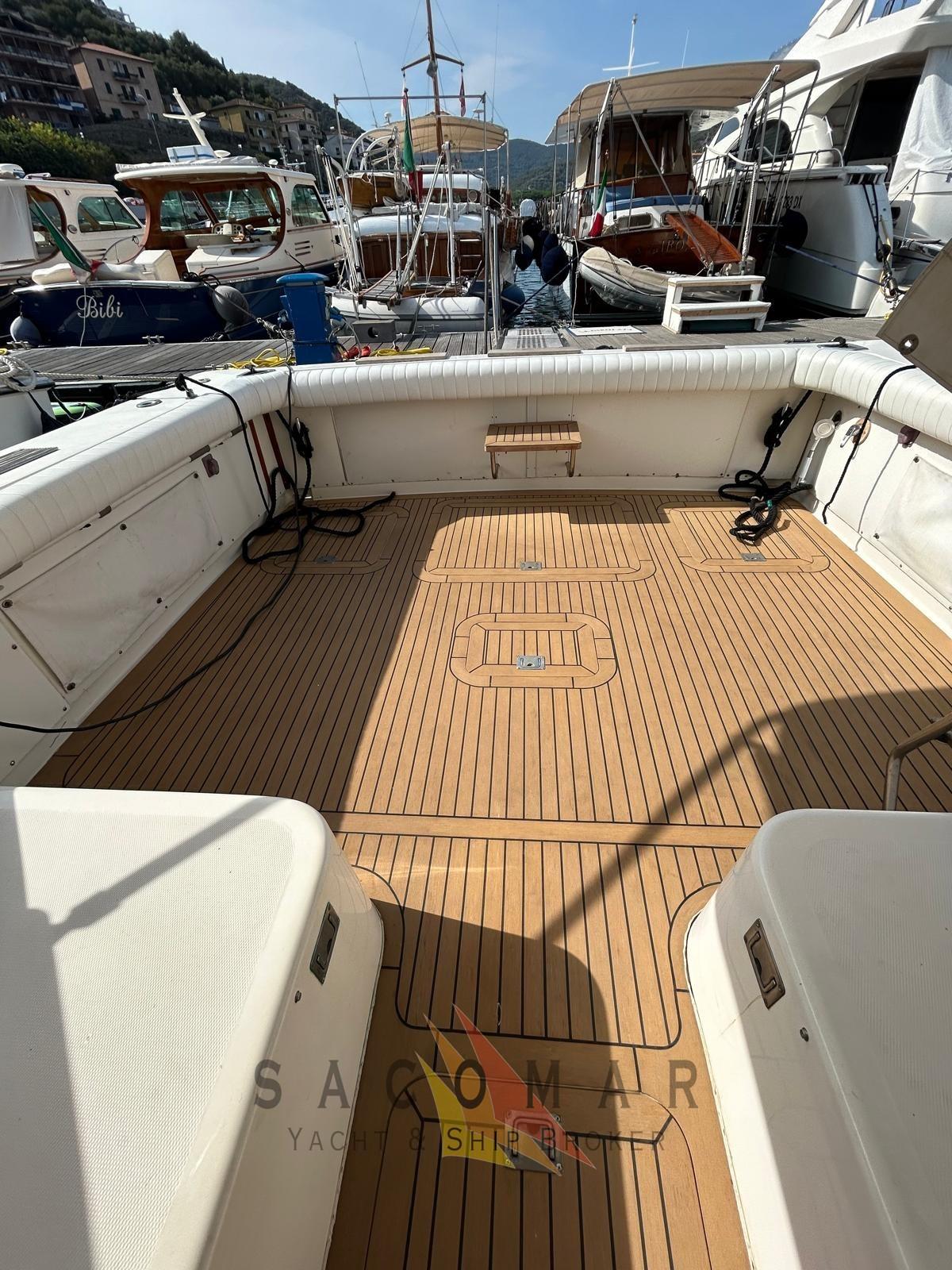 bertram yacht 33' sf