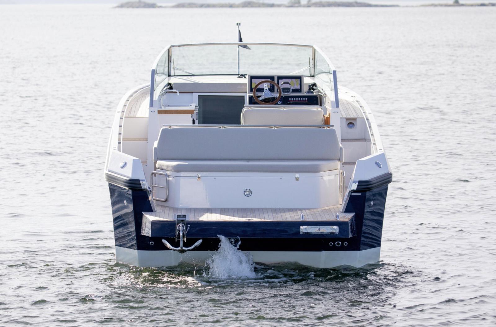 delta powerboats 33 open